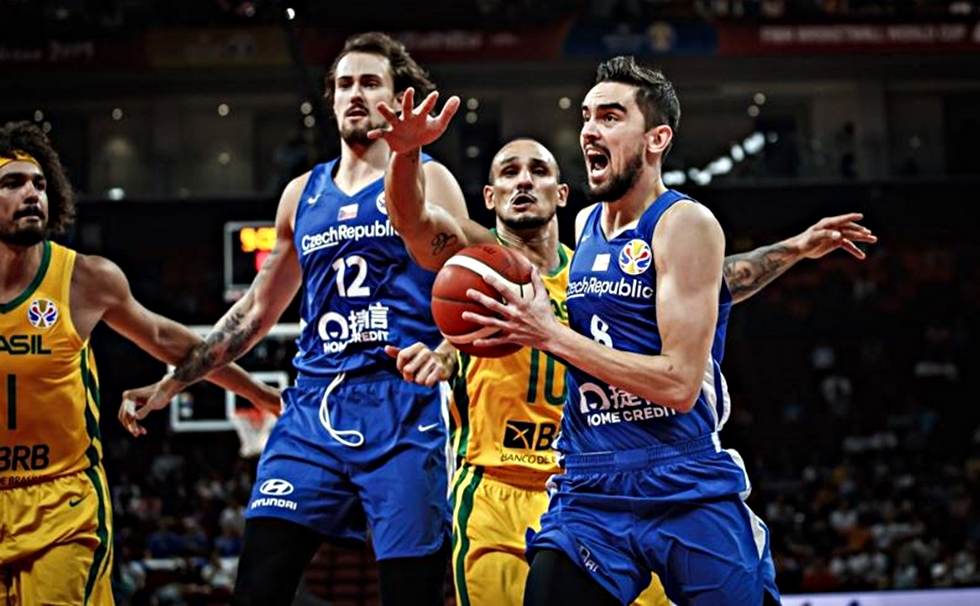 Τσεχία το παράκανες – Ισοπέδωσε τη Βραζιλία με 93-71