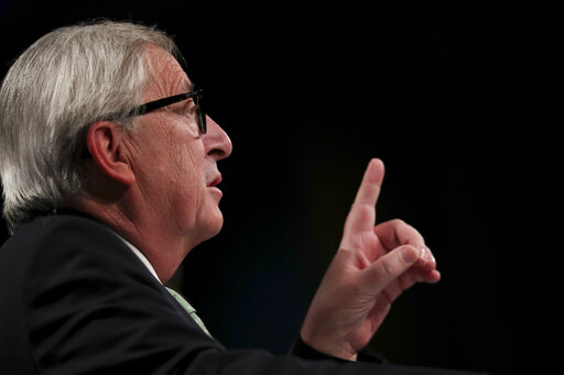 Κώδωνας κινδύνου από τον Γιούνκερ για Brexit χωρίς συμφωνία