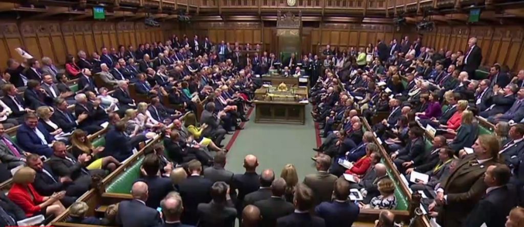 Βρετανία : Νέος εκβιασμός των βουλευτών από τον Μπόρις Τζόνσον