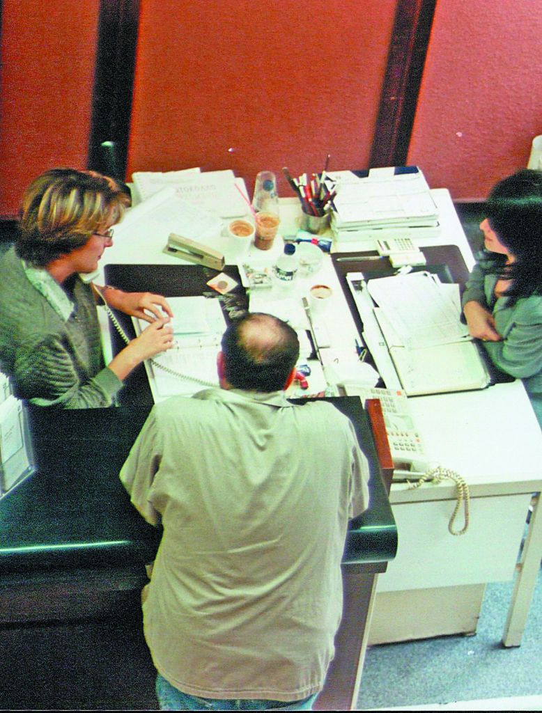 Καλούν κόκκινους οφειλέτες για ένταξη στη ρύθμιση