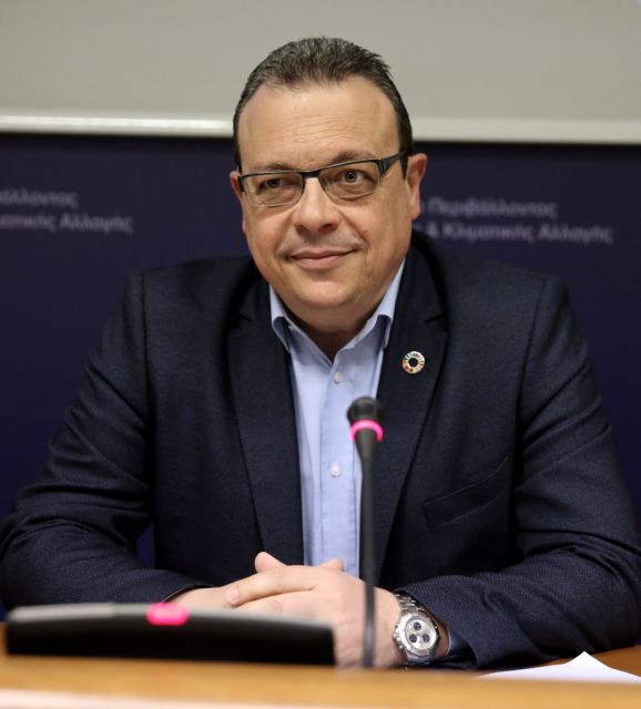 Φάμελλος κατά ΝΔ: Yιοθετείται μία λογική ιδιωτικοποίησης των πάντων