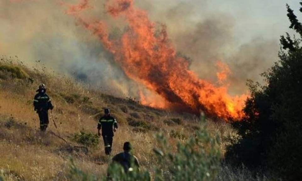Παραμένει υψηλός ο κίνδυνος πυρκαγιάς το Σάββατο λόγω των θυελλωδών ανέμων