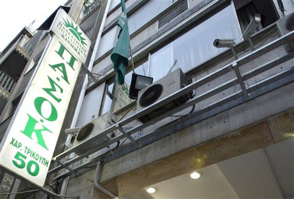 Χαριλάου Τρικούπη σε Γερουλάνο: Οι προσωπικές φιλοδοξίες δεν είναι πάνω από την παράταξη