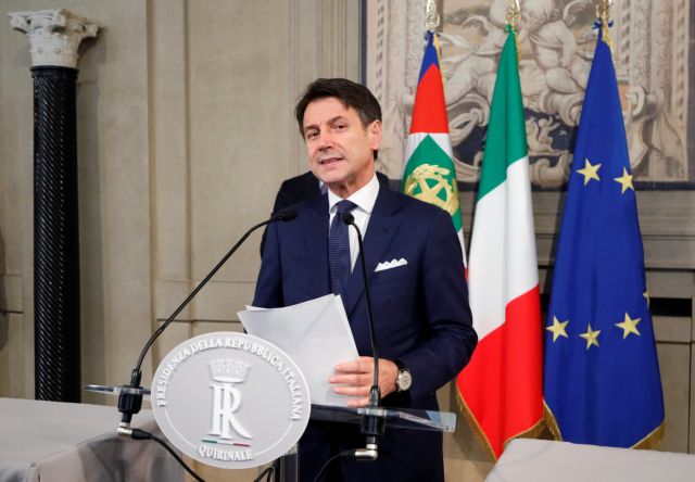Ιταλία: Στον Ματαρέλα ο Κόντε για τη νέα κυβέρνηση