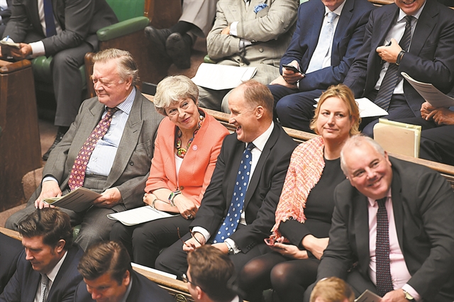 Πώς πάνε να ανατρέψουν απόφαση του ΣτΕ εναντίον του ΟΠΑΠ