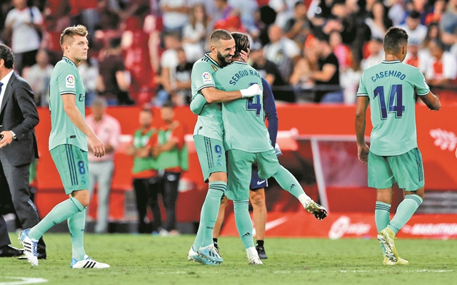 Ο Μπενζεμά φυλάει τη Βασίλισσα