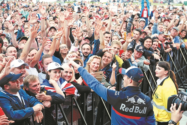 Νυχτοπερπατήματα