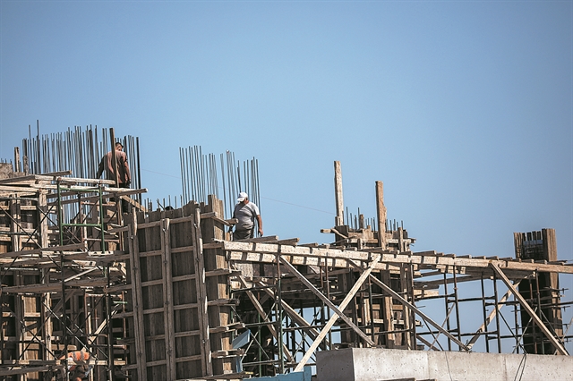 Αντίσταση μοναχών σε έργο €110 εκατ.