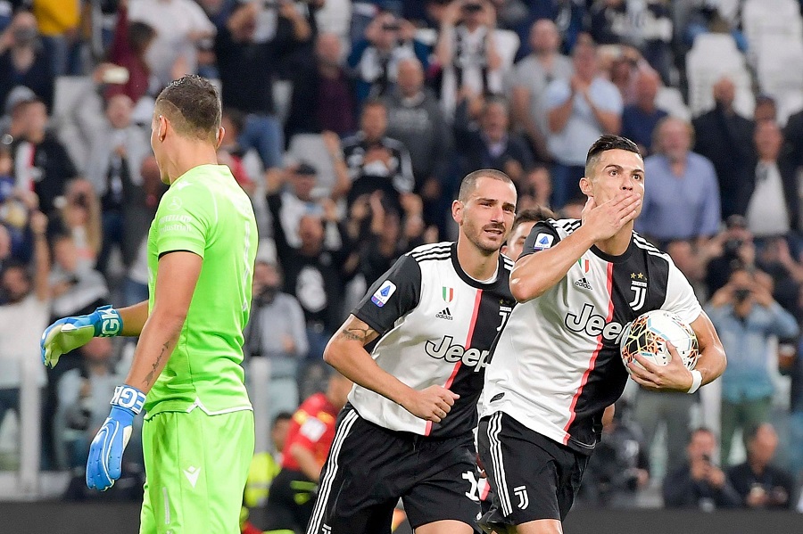 Προκλητικός ο Ρονάλντο: «Ο κόσμος είναι ηλίθιος»