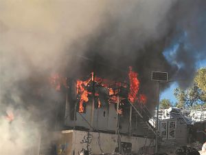 Εξέγερση με νεκρούς στο hotspot της Μόριας