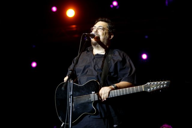 Λαυρέντης Μαχαιρίτσας : Πανελλήνια συγκίνηση για την απώλεια του σπουδαίου καλλιτέχνη