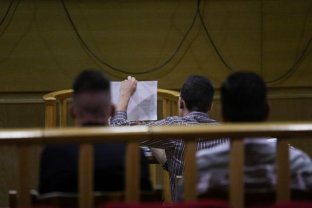 Δίκη Χρυσής Αυγής: «Μου έταξαν 25 ευρώ να φωτογραφηθώ σε εκδήλωση της οργάνωσης»