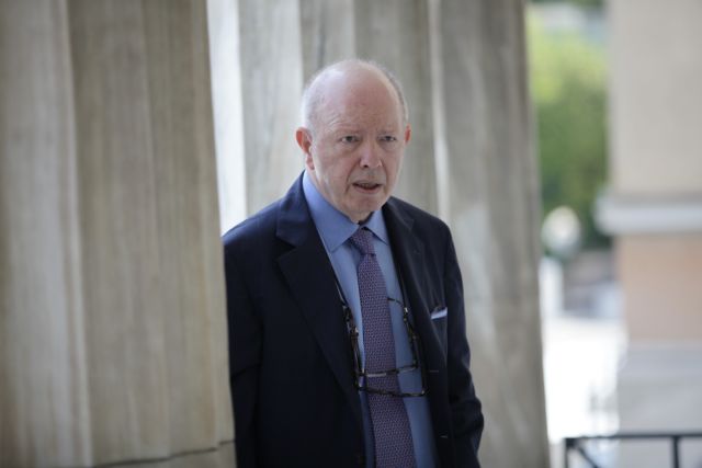 Την απαλλαγή του Ψυχάρη για τα δάνεια του ΔΟΛ προτείνει η εισαγγελέας