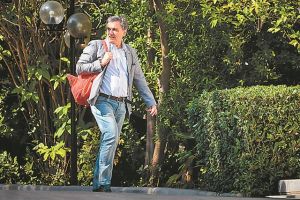 Βάζει όρια στην «πασοκοποίηση»