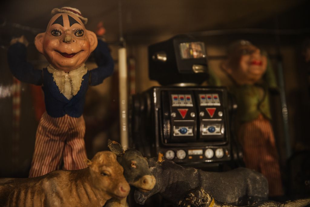 Oι δράκοι του Tάσου Μαντζαβίνου