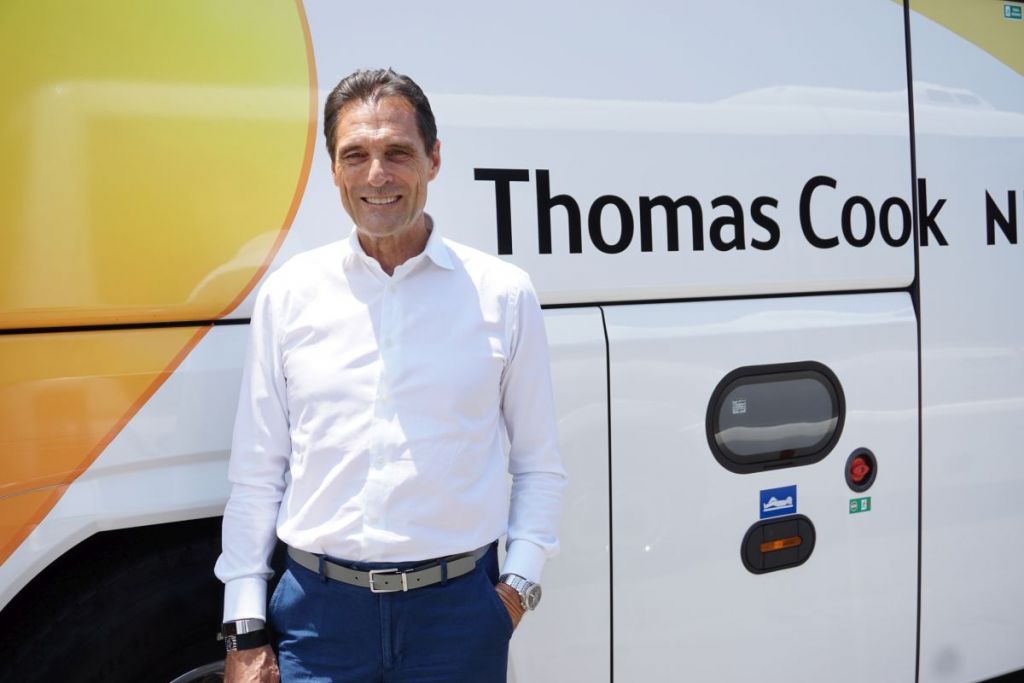 Πώς ένα golden boy κατέστρεψε την Thomas Cook