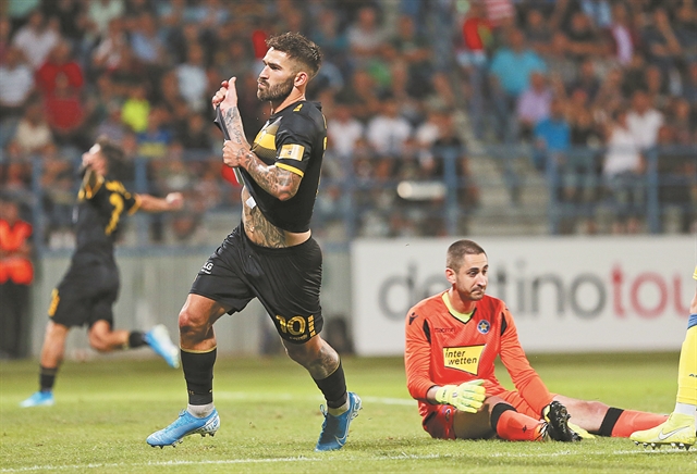 «Αλλος» Λιβάγια την οδηγεί