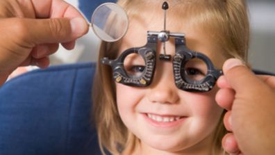 Ποιες οφθαλμολογικές εξετάσεις είναι υποχρεωτικές στα παιδιά