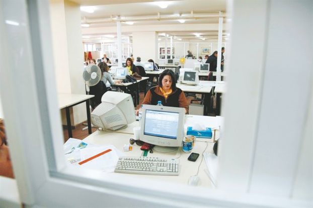 Ποιοι δημόσιοι υπάλληλοι θα ωφεληθούν από την εξπρές συνταξιοδότηση