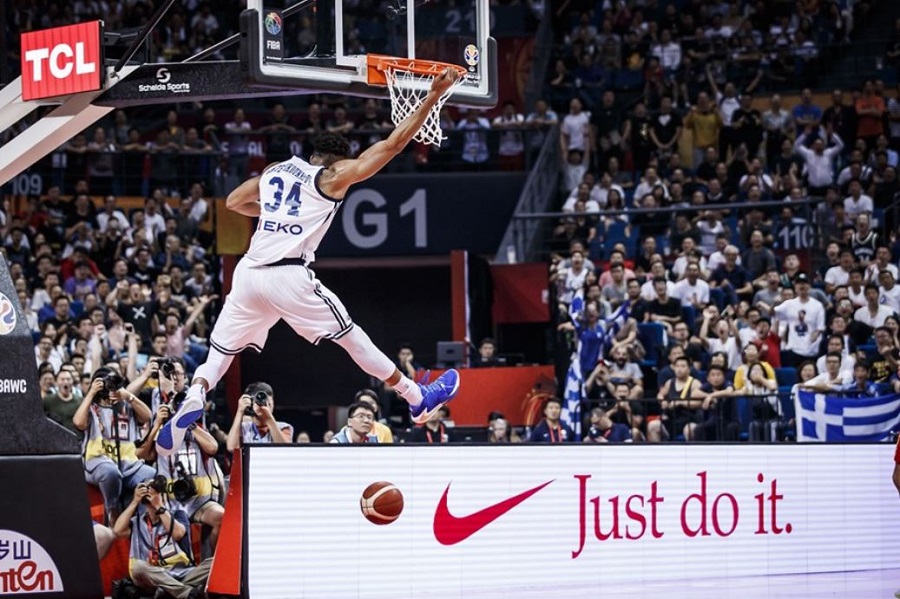 Τα καλύτερα του Giannis από την πρεμιέρα (vid)