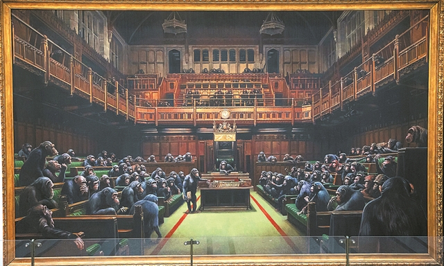 Η «Βουλή χιμπαντζήδων» χτυπάει ρεκόρ