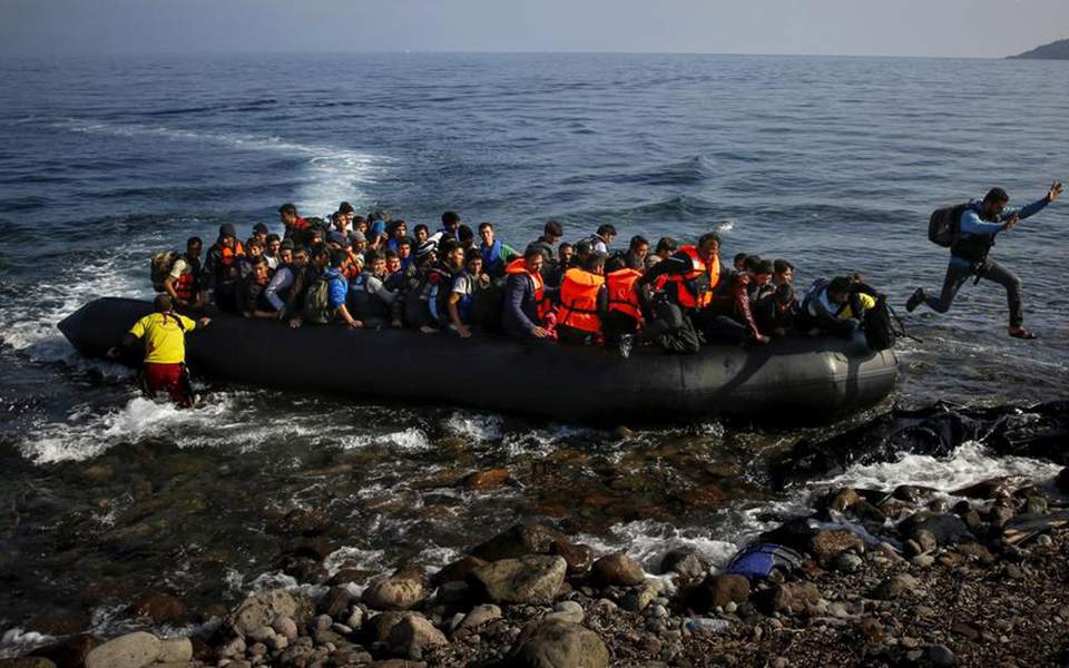 Περιορισμένες οι προσφυγικές ροές στο Αιγαίο λόγω θυελλωδών ανέμων