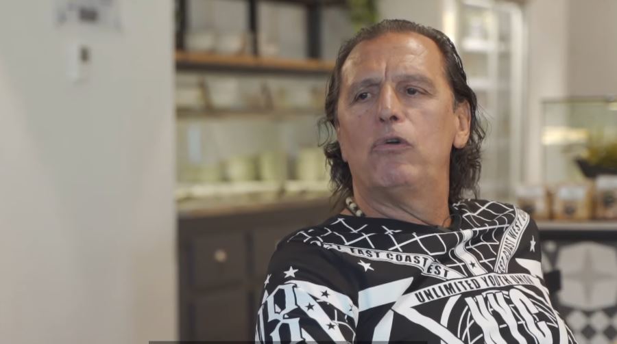 Κόκκινη κάρτα… στον Μητρόπουλο από τους βετεράνους του Ολυμπιακού