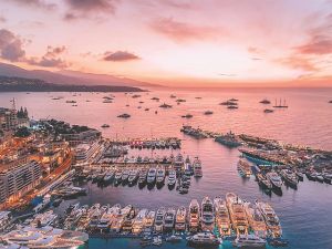 Ενα γαλανόλευκο μουσικό ταξίδι