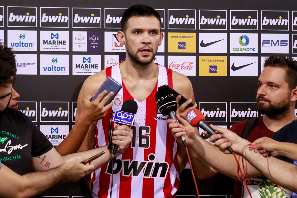 Ο Παπανικολάου για τον Ολυμπιακό και τον Καλάθη