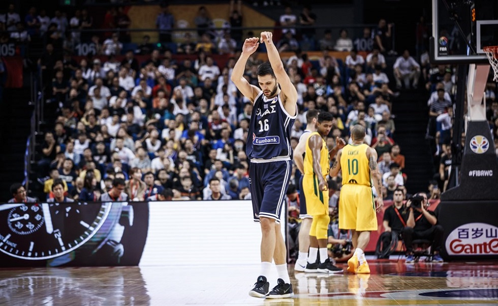 Παπανικολάου: «Και 200 φορές να συνέβαινε θα διαλέγαμε Σλούκα»