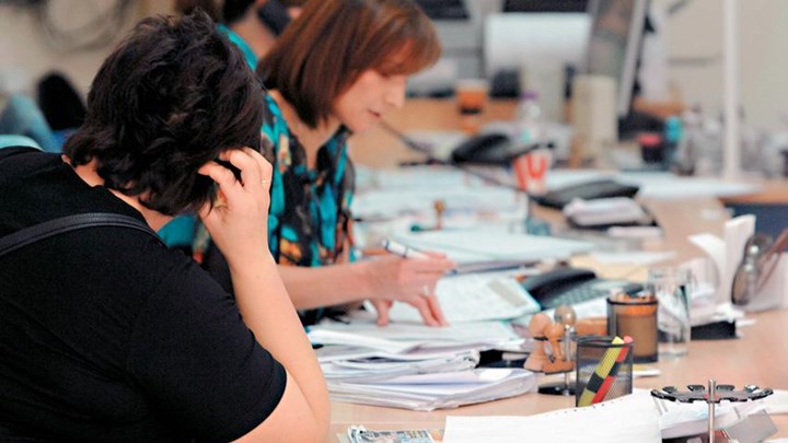 Πλασματικά έτη: Τι αλλάζει στη συνταξιοδότηση των δημοσίων υπαλλήλων