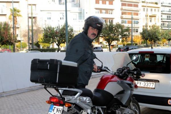 Πόθεν έσχες Παύλου Πολάκη: Το σκάφος, οι μηχανές και τα δάνεια