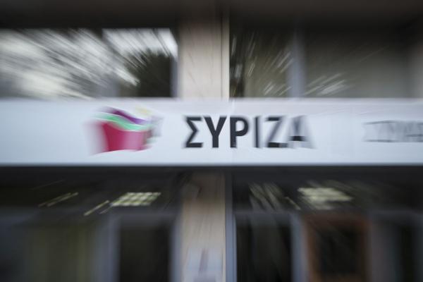 ΣΥΡΙΖΑ : «Αφωνία» Τσίπρα, την ώρα που οι τάσεις ακονίζουν τα… μαχαίρια τους