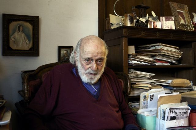 Στις 21 Σεπτεμβρίου η κηδεία του Νάνου Βαλαωρίτη