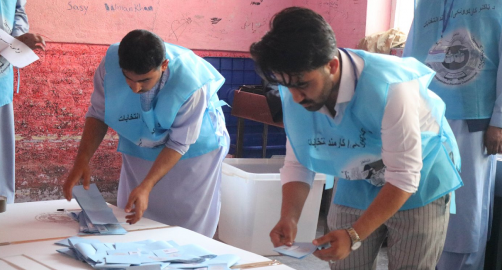 Αφγανιστάν : Μόνο ένας στους πέντε πήγε να ψηφίσει υπό τον φόβο των Ταλιμπάν