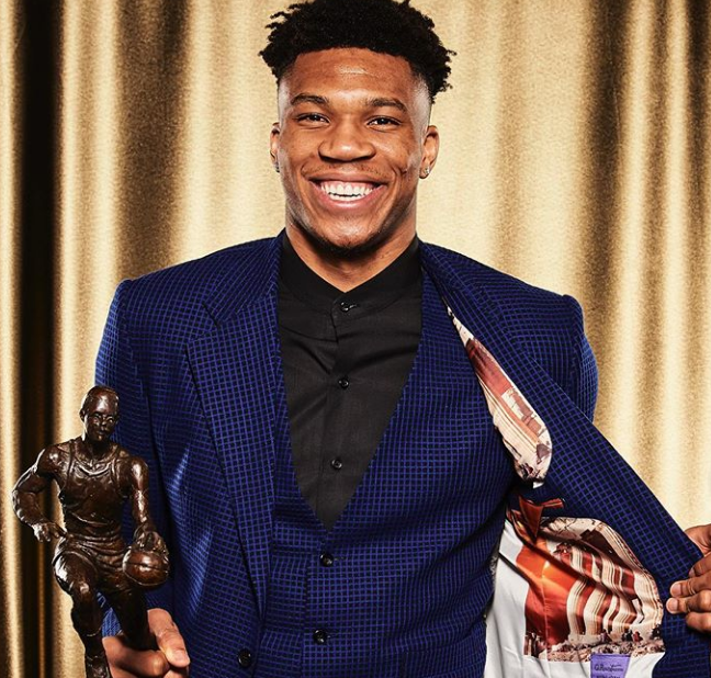 Γιάννης Αντετοκούνμπο κατά του τσιγάρου