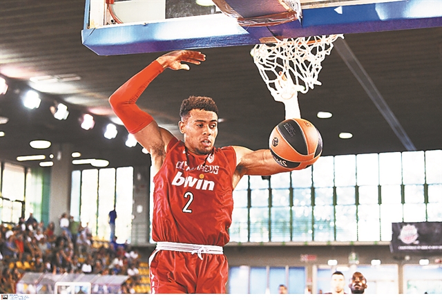 Ασκήσεις επί χάρτου χωρίς τους διεθνείς