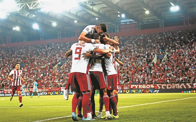 Ο ερυθρόλευκος καθρέφτης στα πρώτα 20 ματς