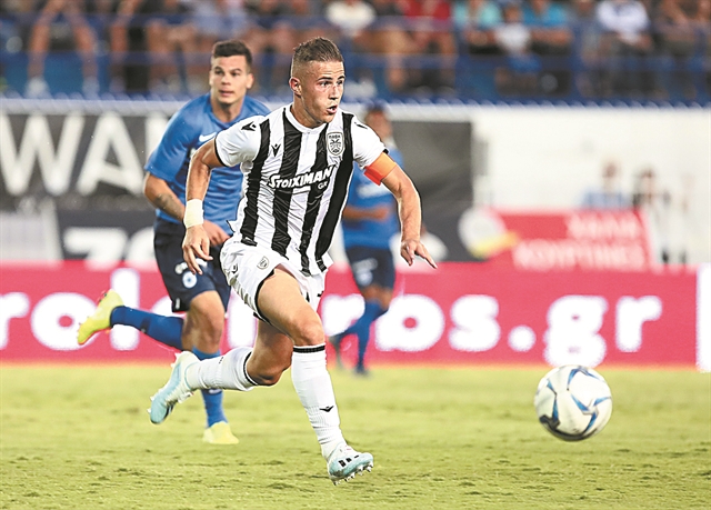 «Να κοιταχτούμε στον καθρέφτη»