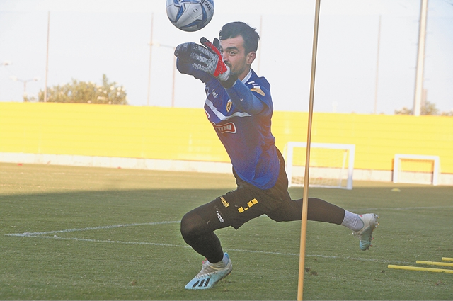 H μεγάλη ευκαιρία των Τσιντώτα, Αθανασιάδη