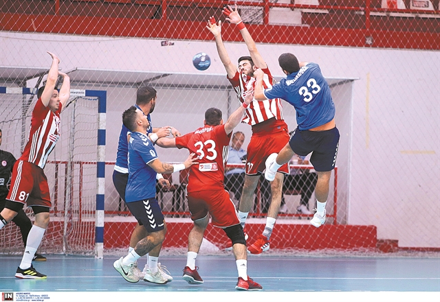 Πτήση της ΑΕΚ και ρεκόρ Ολυμπιακού