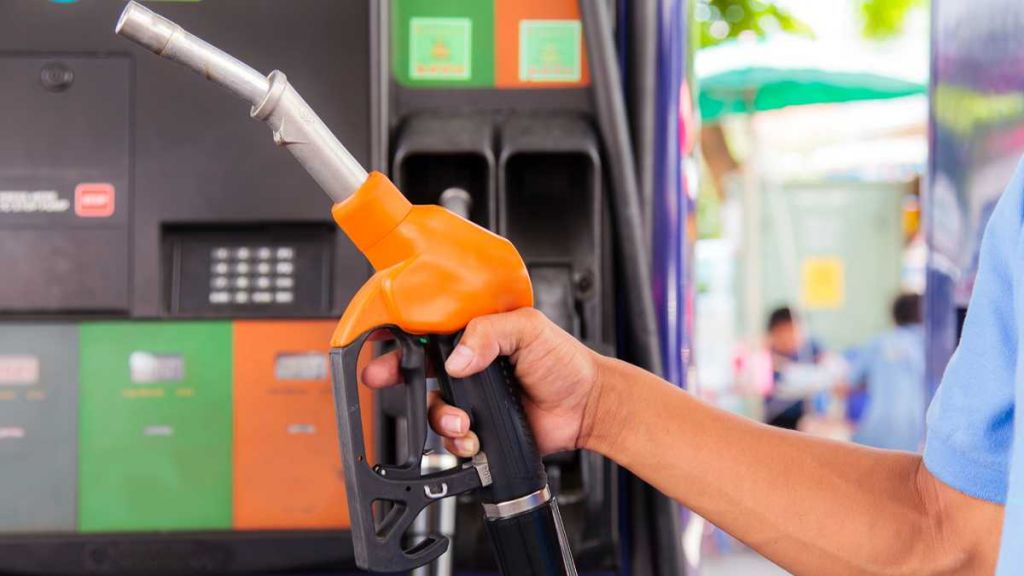Εκτακτη σύσκεψη για τη βενζίνη : «Δεν θα υπάρξουν αυξήσεις»