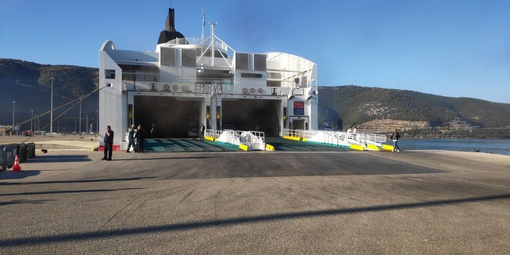 Αποβιβάστηκαν στην Ηγουμενίτσα οι επιβάτες του φλεγόμενου πλοίου