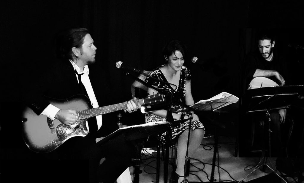 Ο Δημήτρης Μητσοτάκης ανακαλύπτει τον «Άγνωστο Τσιτσάνη»