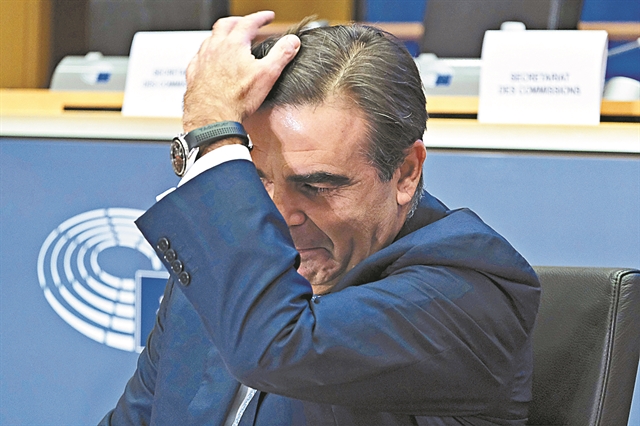 Αθήνα – Παρίσι όπως Παγκράτι – Κολιάτσου