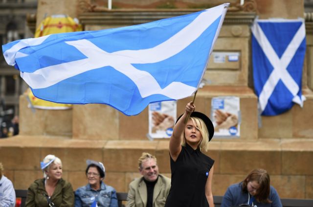 Μεγάλη διαδήλωση υπέρ της ανεξαρτησίας στην Σκωτία