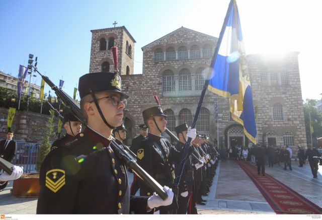 Το «Μακεδονία ξακουστή» έπαιξε η μπάντα του Στρατού στη Θεσσαλονίκη