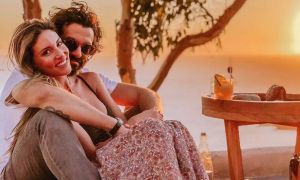 Οικονομάκου – Μιχόπουλος βάφτισαν τον γιο τους