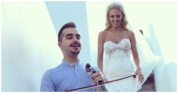 Διπλή χαρά για την Σάσα Μπάστα : Ντύθηκε νύψη και βάφτισε την κορούλα της