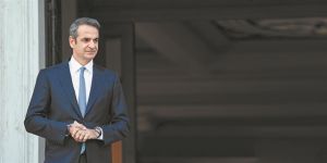 Ραντεβού αρχηγών στην κόψη της συναίνεσης